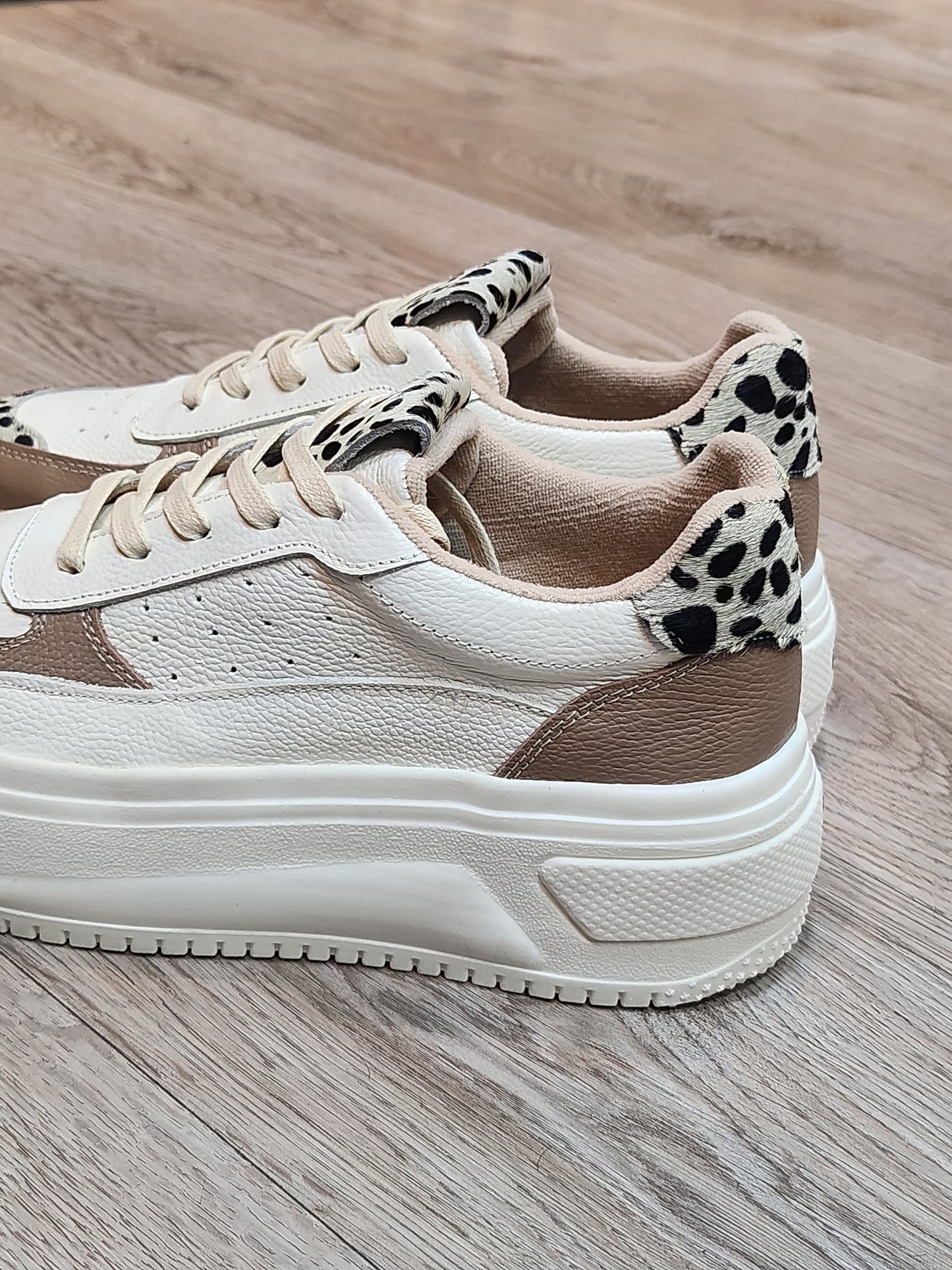 Tenis 220 animal print