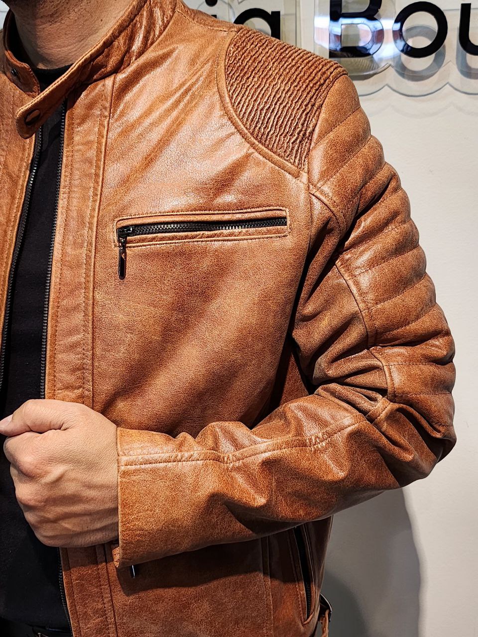 Chaqueta david Motera - Cuero con proceso de craquelado