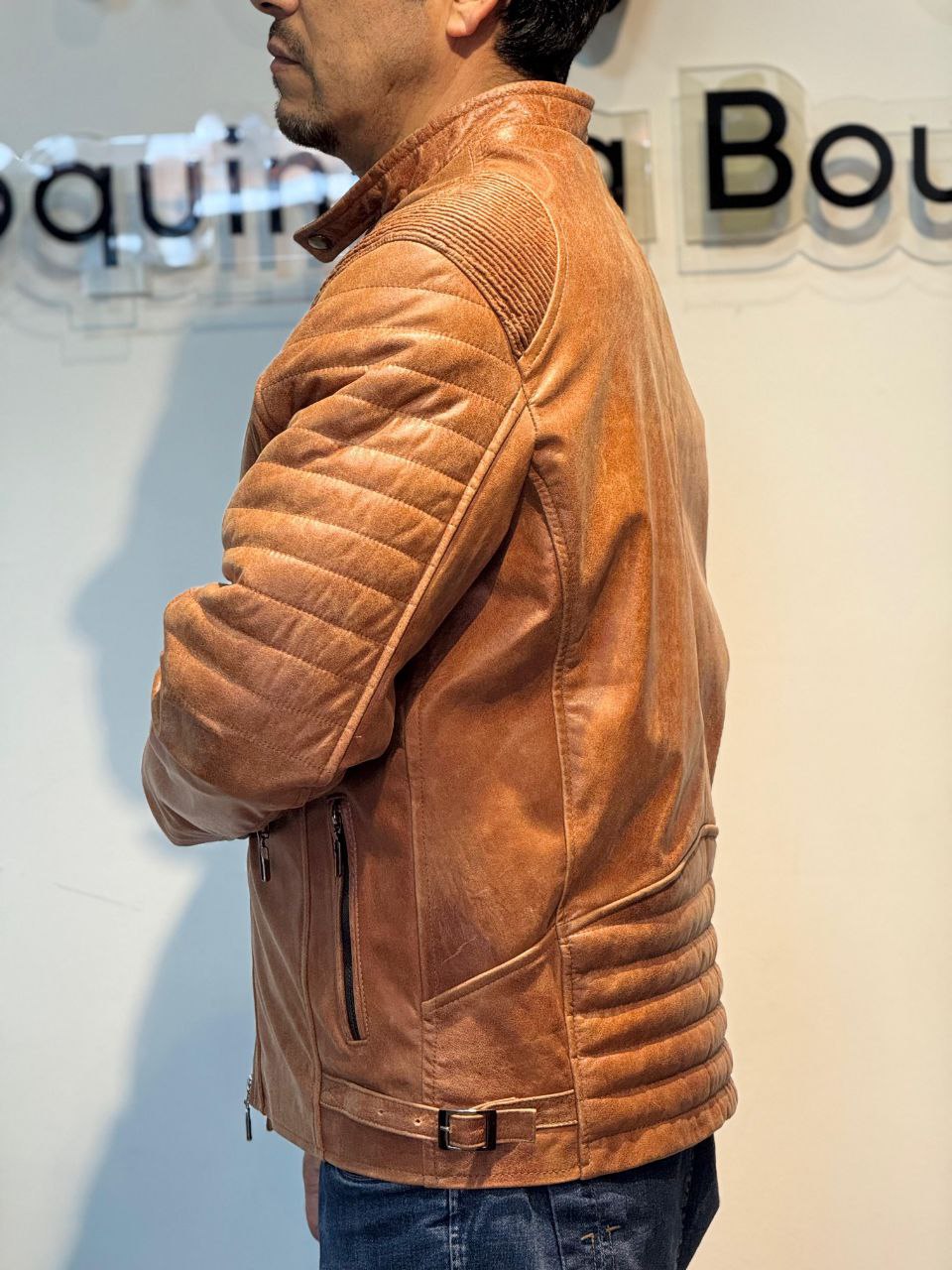 Chaqueta david Motera - Cuero con proceso de craquelado