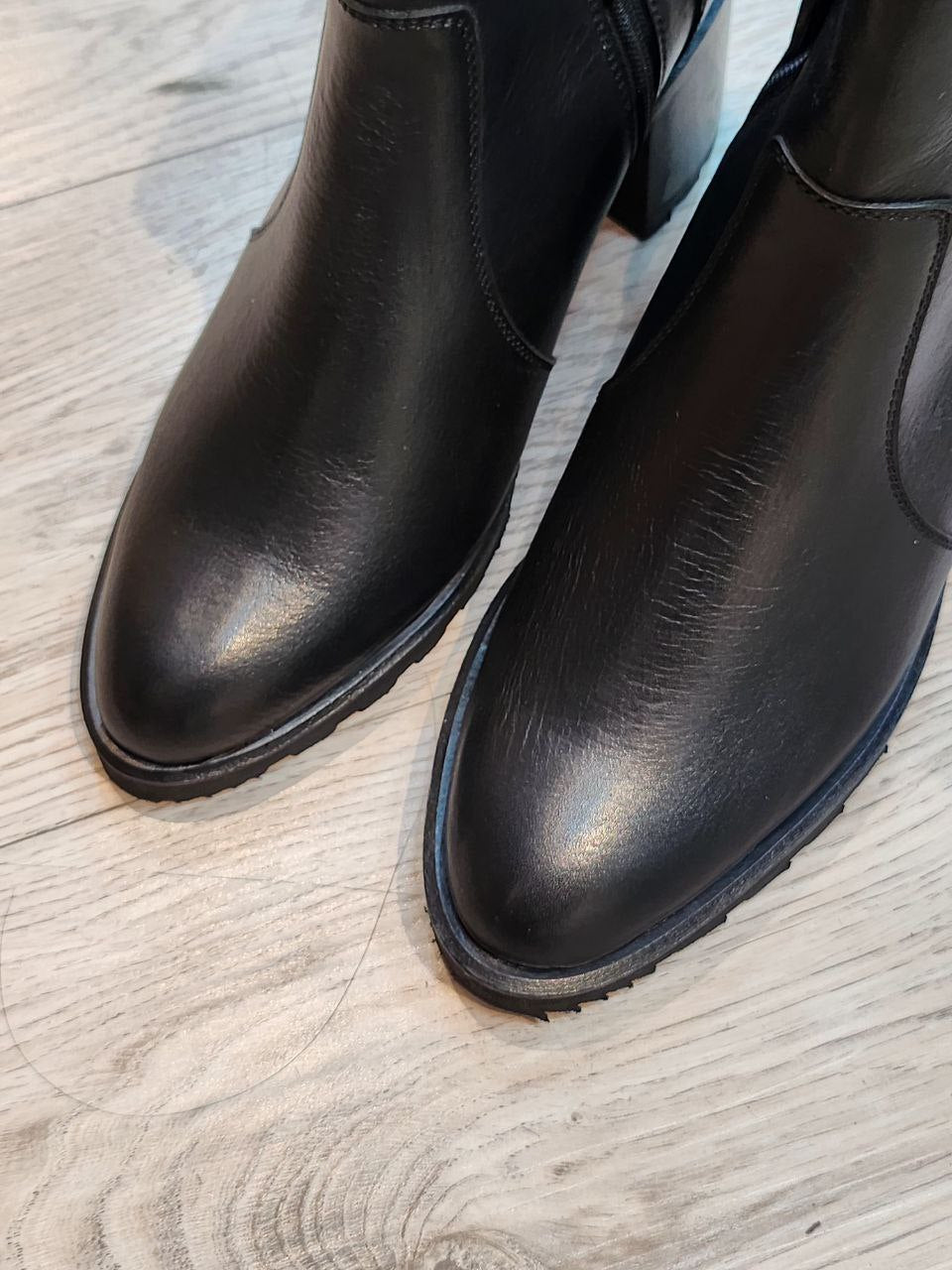 Lady boots
