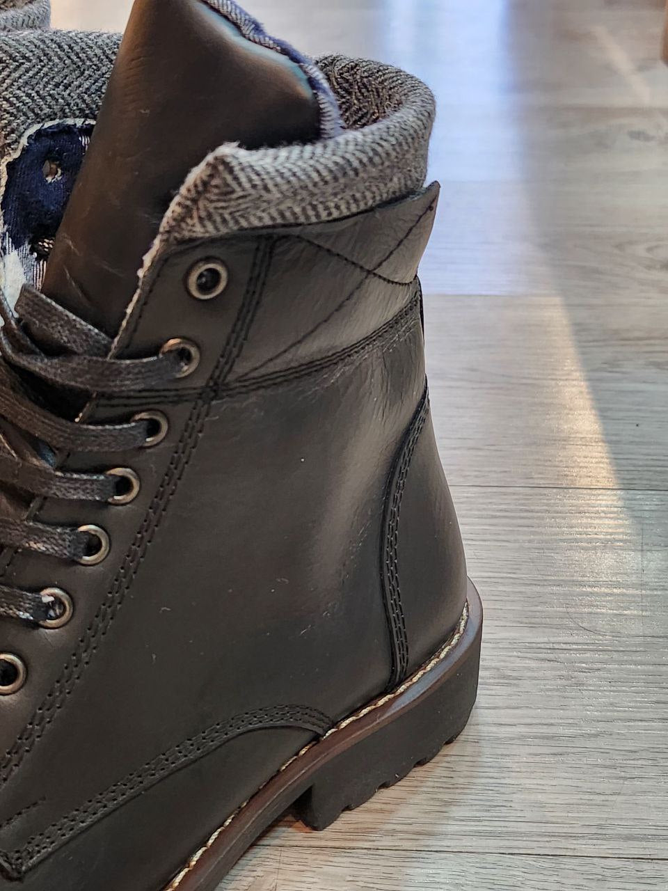 Botines Logan Negro