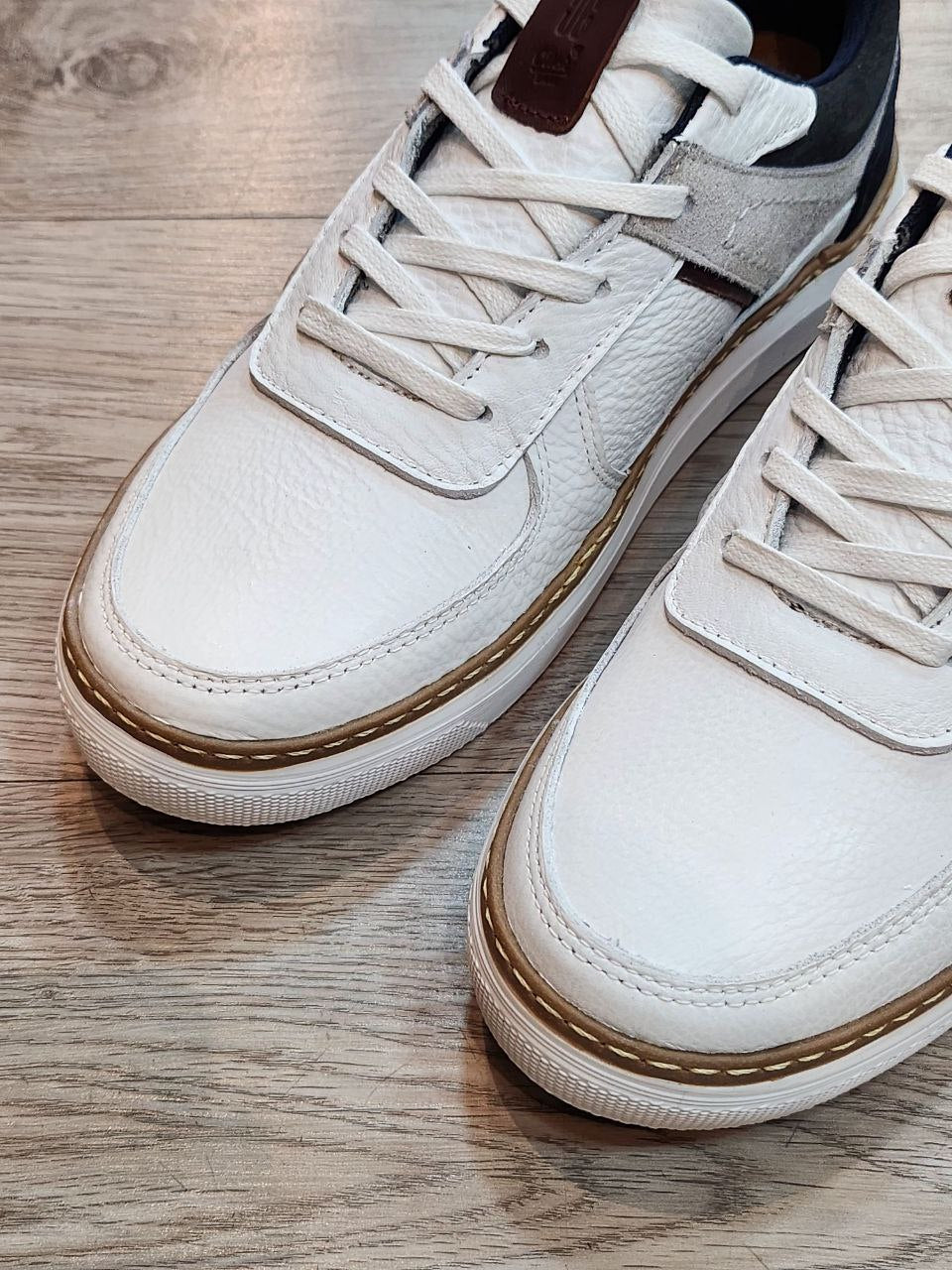 Tenis 2082 caballero blancos