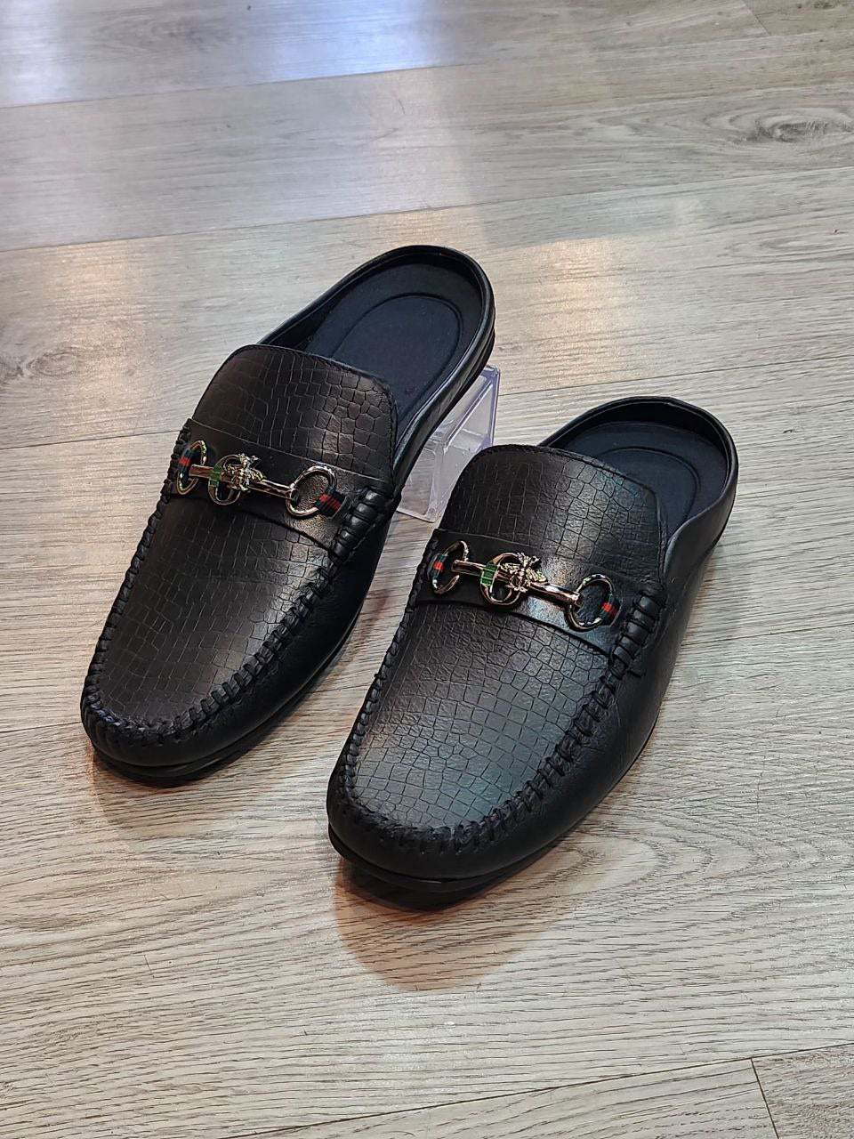 Sueco 2039 negro, caballero