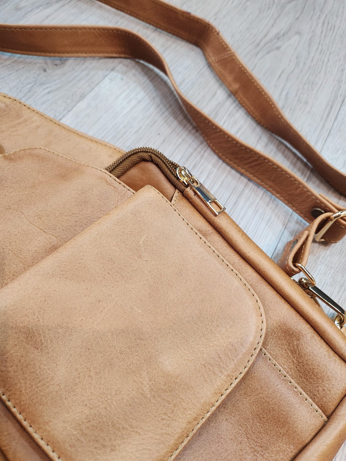 Manos libres en cuero