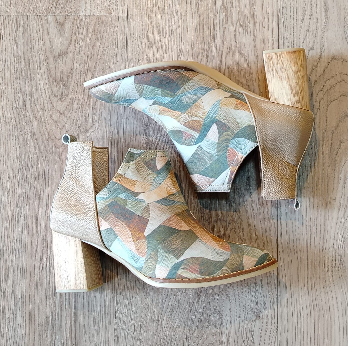 B-16 Botin dama Miel