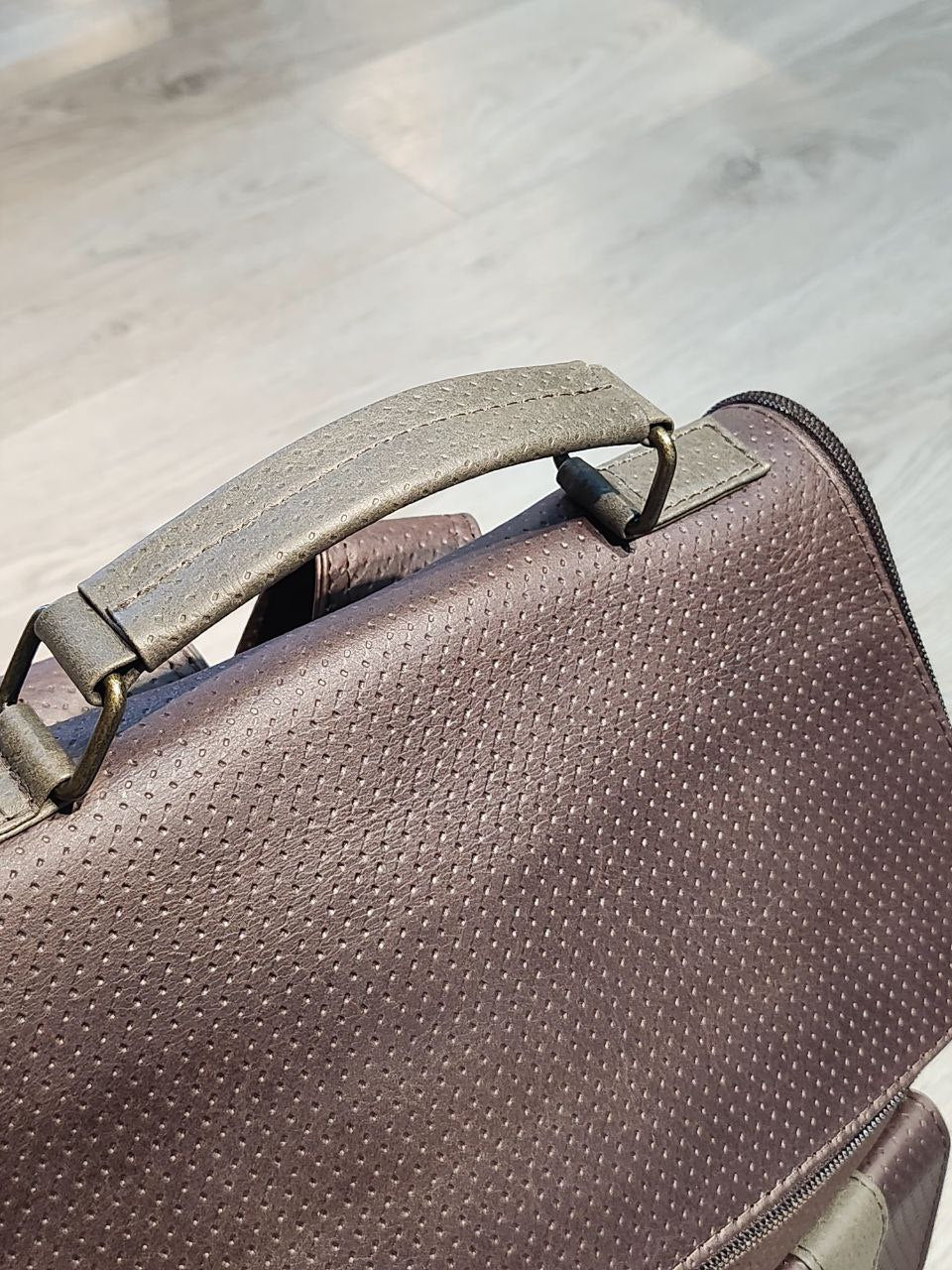 Morral cuero