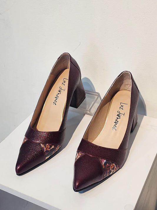 Shoes with leather print