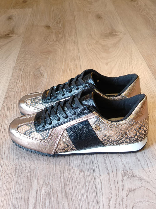TENIS MAYELA DAMA /BRONCE
