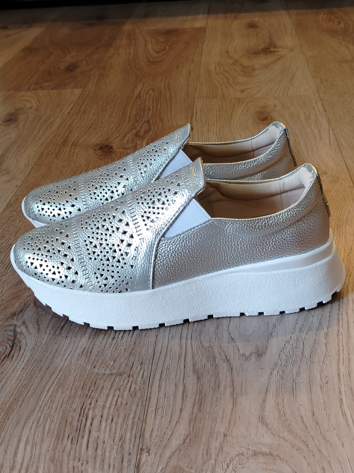 TENIS  243 DAMA