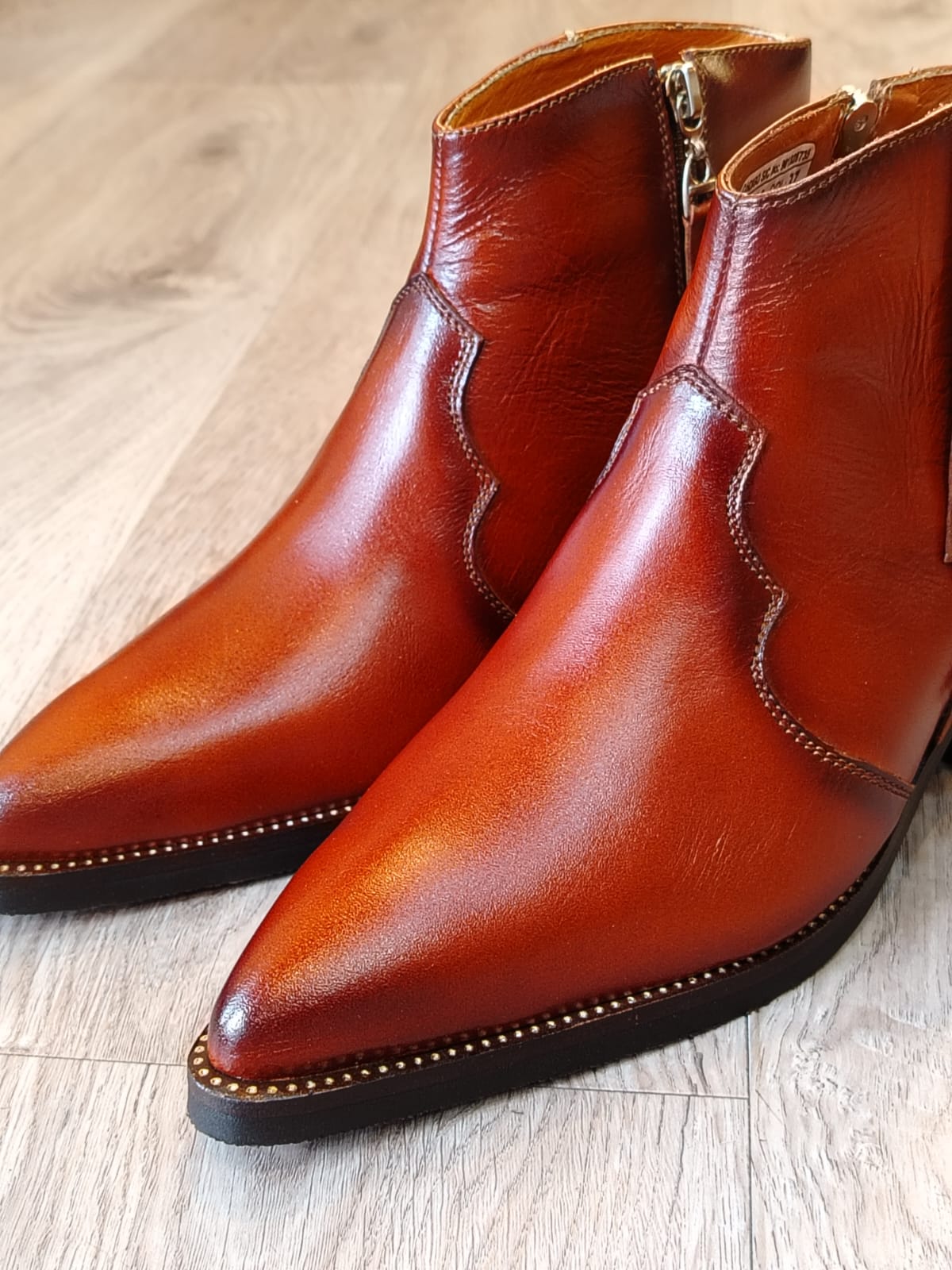 Botin 6533 dama taches