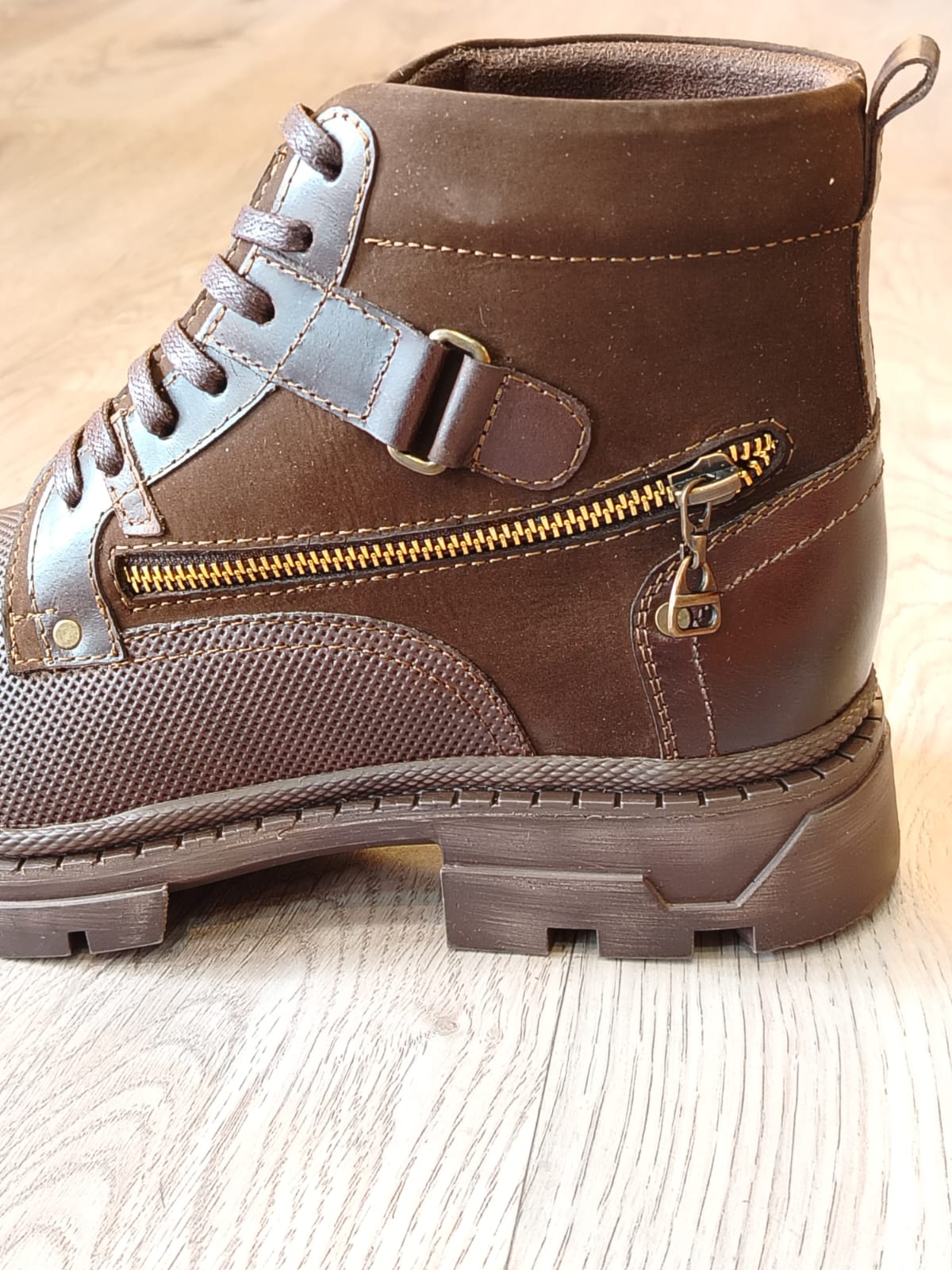 Bota 846 Caballero Cafe