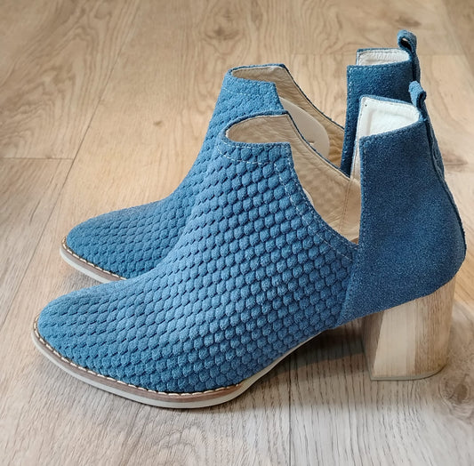 B-16 Botin Dama Azul