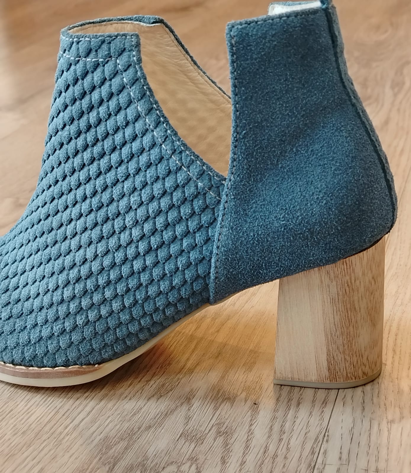 B-16 Botin Dama Azul