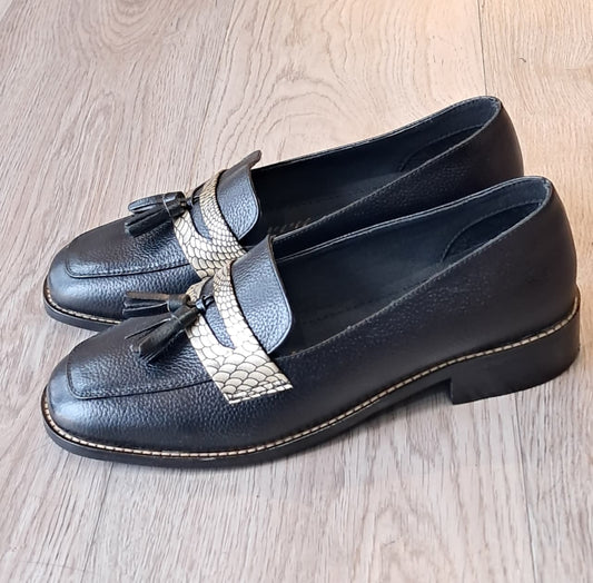 Mocazin 2105 Dama Negro