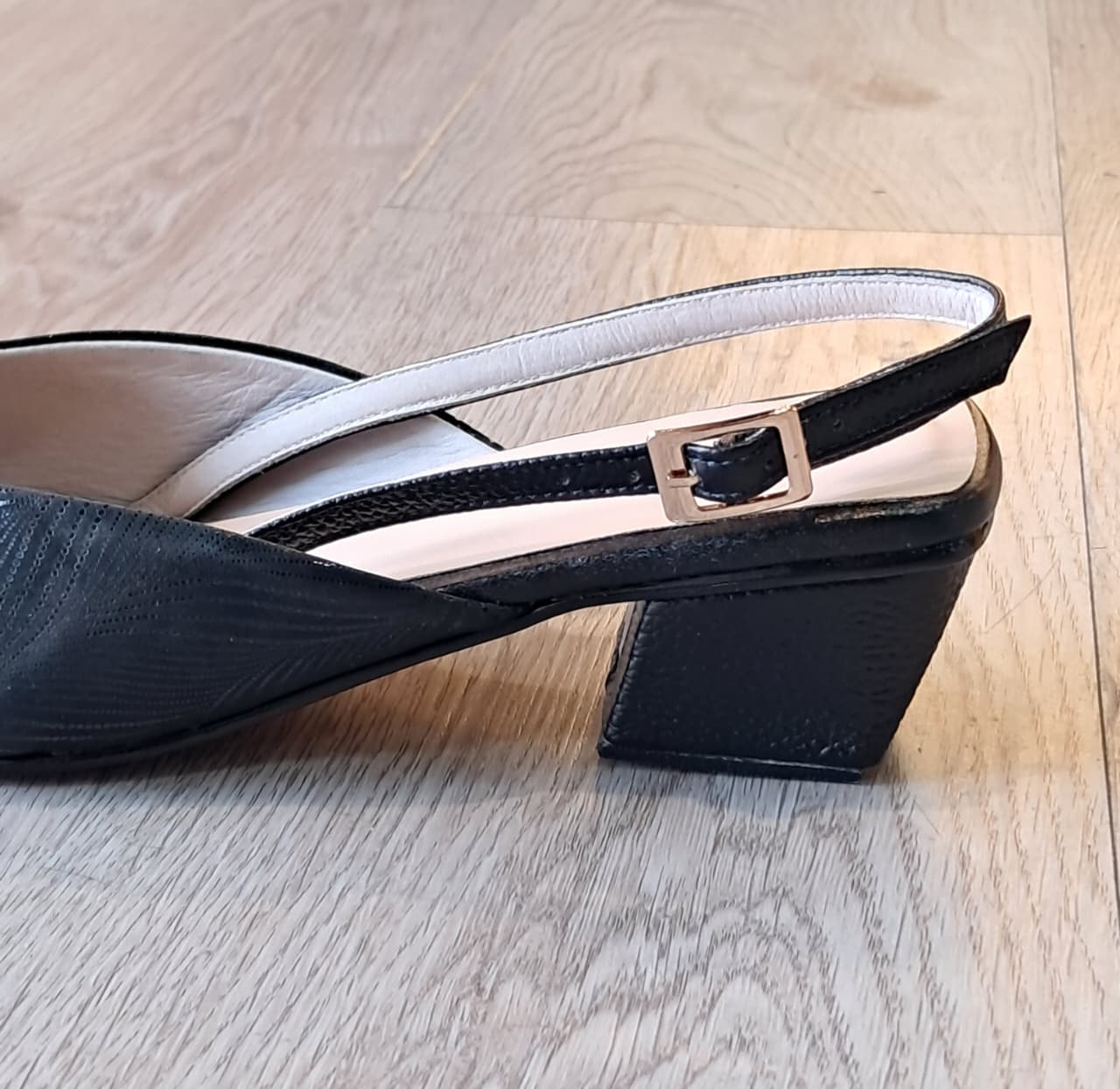 Zapato R-06 Dama Destalonado