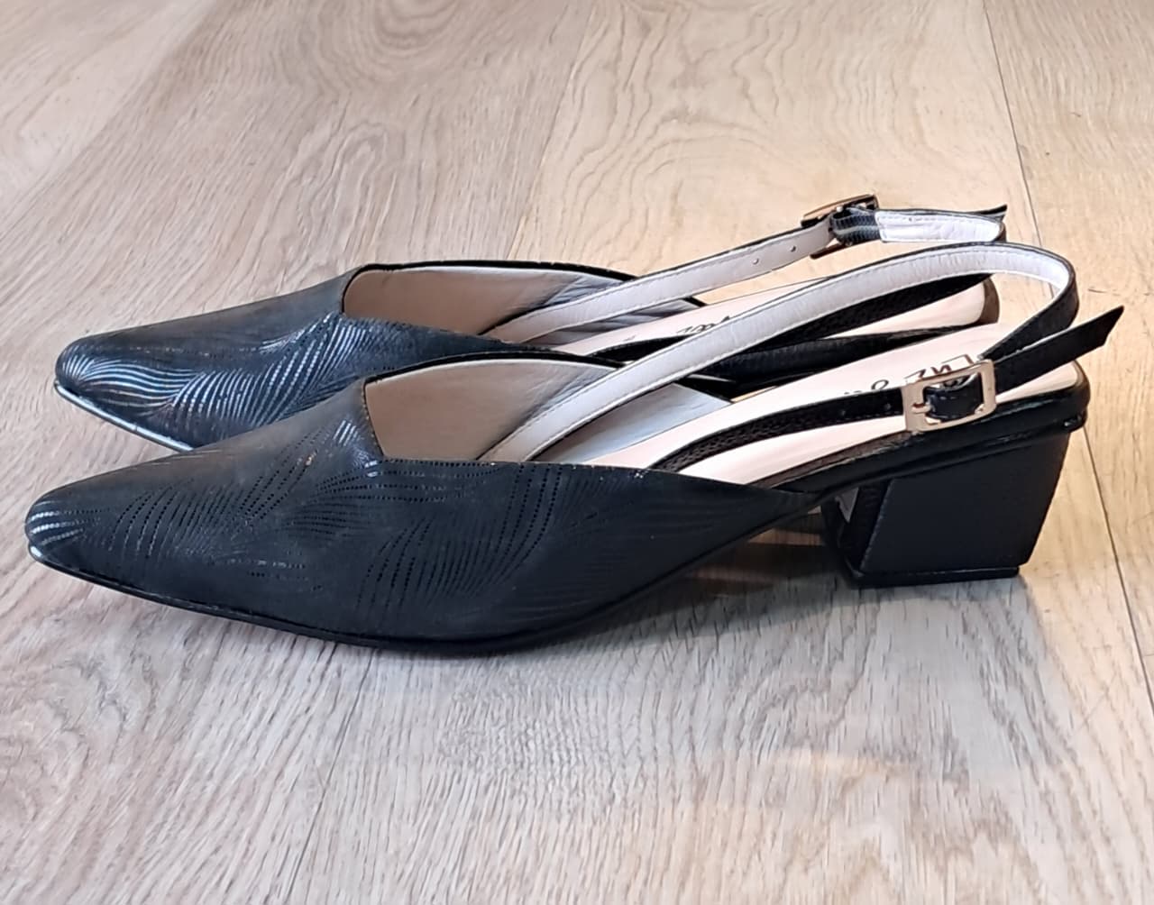Zapato R-06 Dama Destalonado