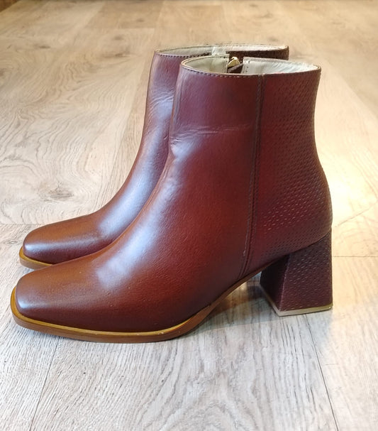 Botin Emily Dama Coñac